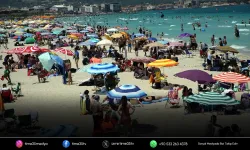 Çeşme'de hafta sonu nüfusu yarım milyona ulaştı