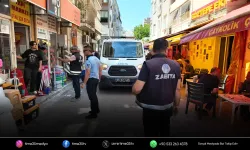 Konak zabıtasından kaldırım işgallerine karşı sıkı denetim