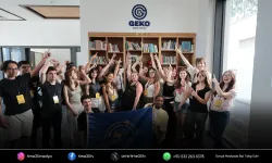 Konak’ın Gençlik Merkezlerine Belçikalı ve Kıbrıslı gençlerden tam not