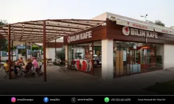 Efeler’in Bilim Kafe’si saat 23.00’e kadar misafirlerini ağırlamaya başladı