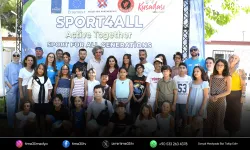 Kuşadası’nda satranç hamleleri dostluğu pekiştirdi