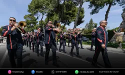 İzmir'in tarihine 83 yıldır “müzikle” tanıklık ediyorlar