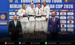 İzmir Büyükşehir sporcularından madalya yağmuru