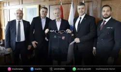 Karşıyaka futbolda yoğun mesaide