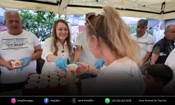 Konak’ta aşurenin bereketi 10 bin kişiyle paylaşıldı