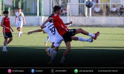Buca’da genç futbolcular Zafer Kupası’nda buluştu