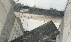 Asansör boşluğuna düşen işçi yaralandı