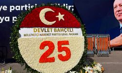 Bahçeli'den AK Parti'nin 25'inci yılına özel çelenk