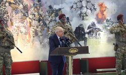 Bakan Güler, bordo berelilerin mezuniyet törenine katıldı