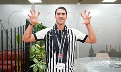 Beşiktaş’ın yeni golcüsü Vlahovic İstanbul’a geldi