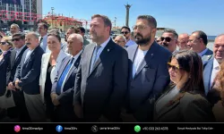 CHP İzmir büyük zaferin 104. yılı için Atasının huzurunda!