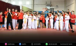 Çiğli’de yaz okullarında binlerce kişiye spor eğitimi