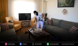 Kuşadası’nda evde bakım hizmeti ihtiyaç sahiplerine ulaşıyor