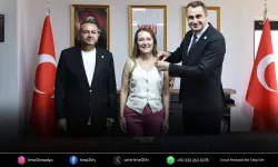 Konak Belediye Başkanı ve 19 meclis üyesi YENİ Parti'de