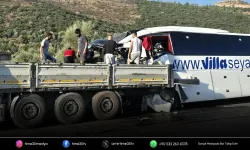 Tur otobüsü TIR’a arkadan çarptı: 2 ölü, 8 yaralı