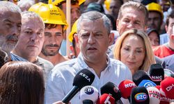 Özel’den gençlere Yeni Parti’ye katılım çağrısı