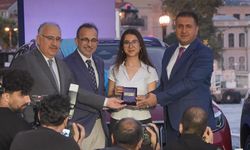YKS Türkiye birincilerine Togg ile başarı ödülü
