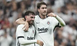 Dusan Vlahovic, Mario Gomez'i geride bıraktı