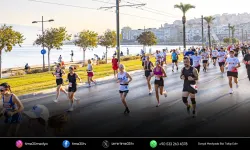 9 Eylül coşkusu yarı maratonla taçlandı