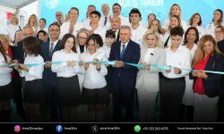 İzmir'de yeni eğitim-öğretim yılının ilk ders zili çaldı