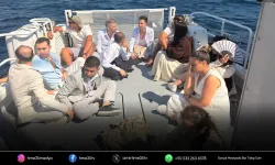 Kaçak göçmenler dikkat çekmemek için şık giyindi