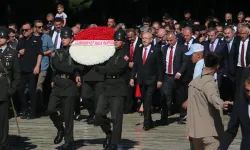 Kılıçdaroğlu’ndan CHP’nin 103. yılında Anıtkabir ziyareti