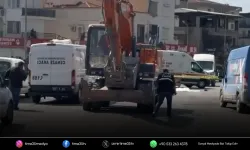 Menderes’te iş makinesi yayaya çarptı: 1 ölü