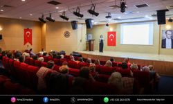 Buca'da 3. Yaş Üniversitesi ilk öğrencilerini ağırladı