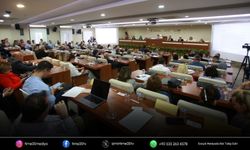 Karabağlar'ın 2027 bütçesi kabul edildi, zamlar tartışıldı