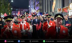 Aliağa'da 29 Ekim coşkusu meydanlara taştı