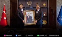 AK Partili Eyyüp Kadir İnan'dan İzmir için birlik ve çalışma mesajı