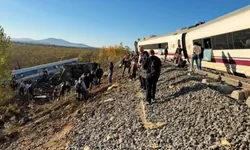 İspanya'da iki yüksek hızlı tren çarpıştı: 10 ölü