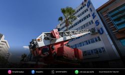 İzmir İtfaiyesi’nden Konak’ta gerçeği aratmayan tatbikat