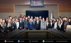 Şebnem Bursalı ve Kasapoğlu, 42 öğrenciyi Meclis’te ağırladı