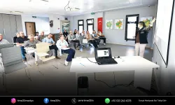 Efes Selçuk’ta zeytin üreticilerine budama eğitimi