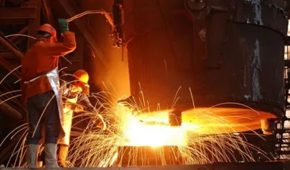 TÜİK: Sanayi üretimi yıllık yüzde 1,4 azaldı