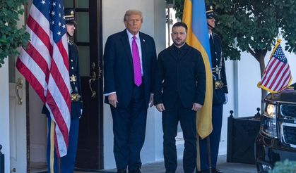 Trump’tan Zelenskiy’e koltuğunu bırak mesajı