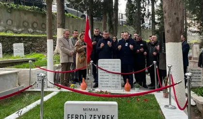 Özel, Manisa'da cenaze törenine katıldı
