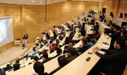 YÖK'ten açıklama geldi: Üniversiteler 3 yıla mı iniyor?