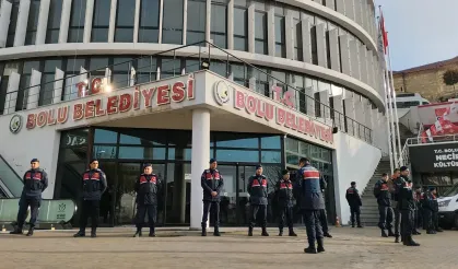 Bolu Belediyesi’ne jandarma operasyonu