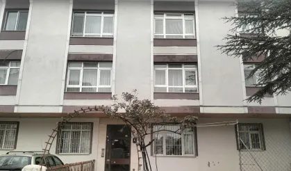 Kız arkadaşını öldürüp, intihar etti