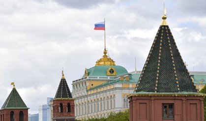 Rusya'dan İran'a 'zenginleştirilmiş uranyum' teklifi