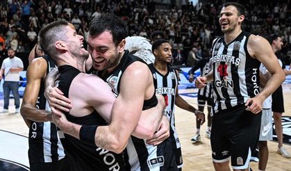 Beşiktaş, Galatasaray’ı eleyip yarı finale çıktı