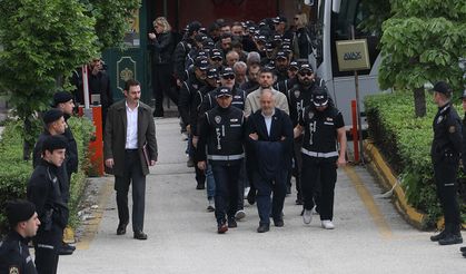 Tepebaşı Belediyesi operasyonunda 15 tutuklama