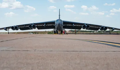 ABD'de ‘B-52 Stratofortress’ uçağı düştü