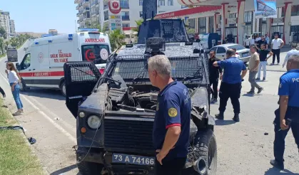 Cizre'de zırhlı polis aracı takla attı: 2 polis yaralı