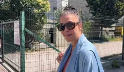 Deniz Akkaya, ev sahibinden şikayetçi oldu