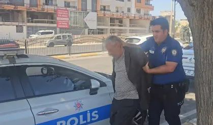 Durakta bekleyen eşini vurdu, polise teslim oldu