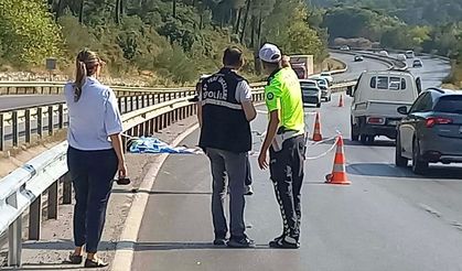 Manisa-İzmir yolunda motosiklet kazası can aldı