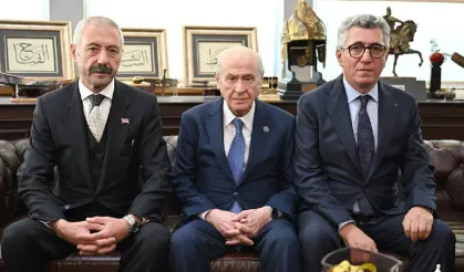 Bahçeli, Sarallar ve Şahinler aileleri ile buluştu